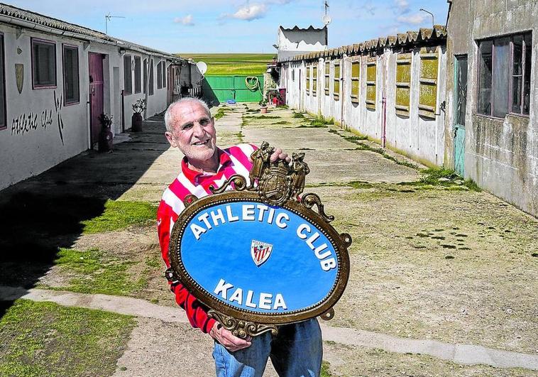 Camino a La Cartuja, parada en Segovia: un pueblo de 150 habitantes con calle del Athletic